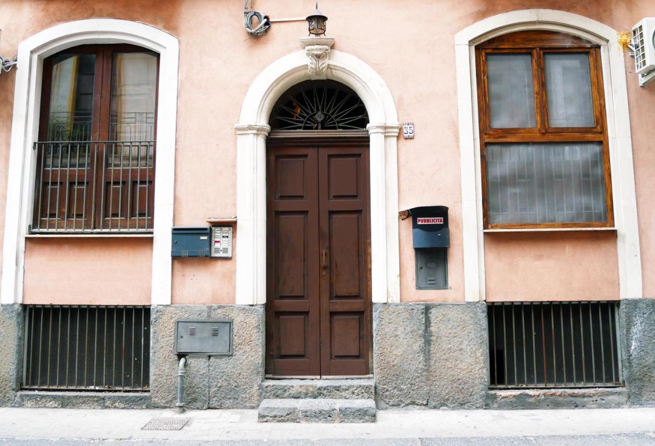 Ninetti Guest House - Apt Centro Storico CTA Exteriör bild