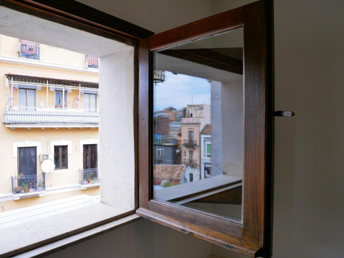 Ninetti Guest House - Apt Centro Storico CTA Exteriör bild
